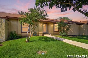 16202 Avenida Del Luna