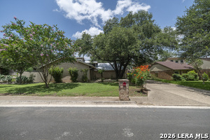2927 Quail Oak St